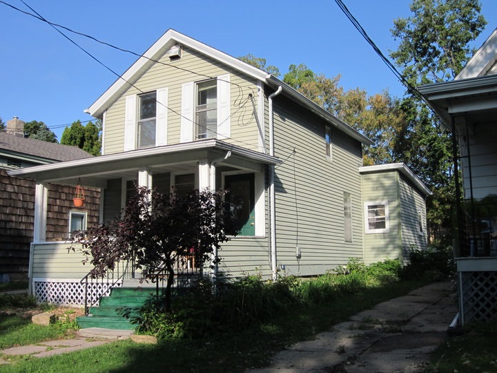 Green Apartment House